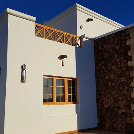 Сasa de vacaciones Casa Caldera Blanca *
